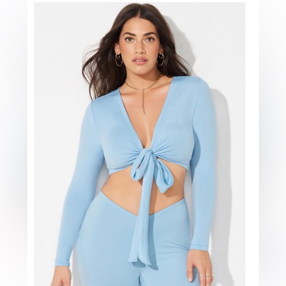 CLEARANCE Camille Kostek Tie Front or Wrap Front Top - Picture 4 of 5